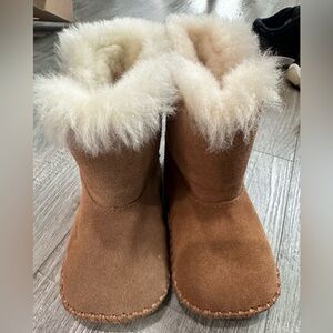 UGG Infant Caden Boots in Tan